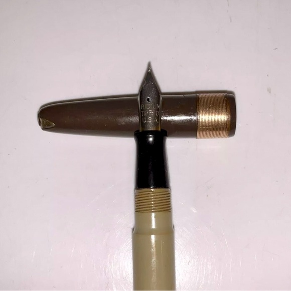 Stratford Regency Green Fountain Pen 1950's Ridium Nib Works - Picture 2 of 9